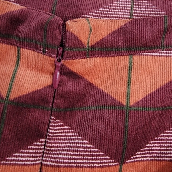 Flying Tomato Burgundy & Orange Fall Colors Geometric Print Skirt Size Medium - Picture 7 of 14